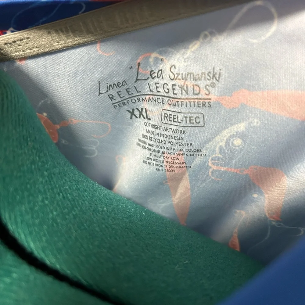 Reel Legends Linnea Szymanski Size XXL/ S/ Short Sleeve Blue Fish Shirt - Picture 5 of 5